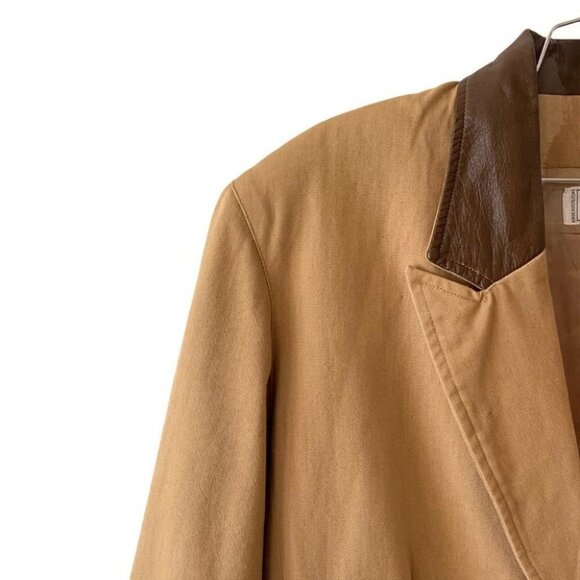 VINTAGE OVERSIZED TAN BLAZER MADE IN HONG KONG WOMEN SIZE LARGE - Picture 5 of 10